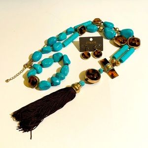 Chico’s turquoise-hued and faux tortoise bundle